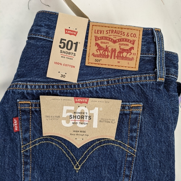 NEW Levi's 501 High Waist Mid Thigh Cut Off Shorts - Picture 8 of 8